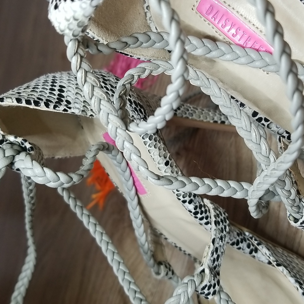 Daisy Street Womens Snake Print Open Toe Heels With Tassel Ties Size 5 - Picture 9 of 14